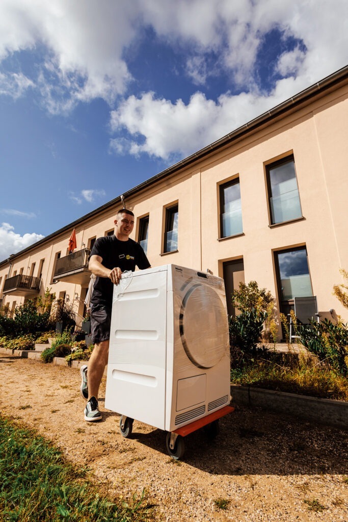 Sicherer Transport einer Waschmaschine